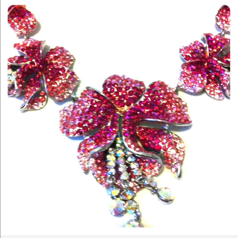 Estate Crystal Necklace Earrings Set